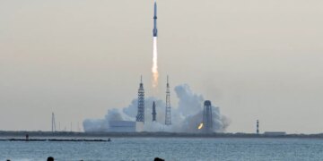 Blue Origin successfully reused its New Glenn rocket