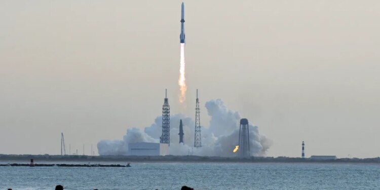 Blue Origin successfully reused its New Glenn rocket