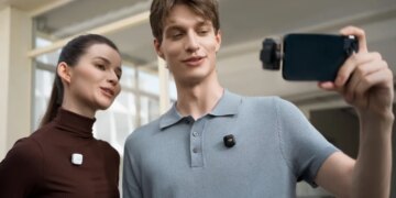 DJI’s Mic Mini records clear audio on the go, and it’s on sale for $60