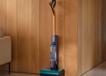Dyson’s newest floor scrubber is already on sale for 20 percent off