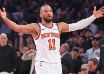 Jalen Brunson, who scored 28 points, reacts during his 19-point first quarter in the Knicks' 113-102 Game 1 win over the Hawks on April 18, 2026 at Madison Square Garden.