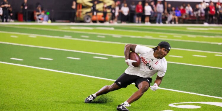 Hoosiers defensive back D'Angelo Ponds (5) catches a pass during NFL Pro Day.