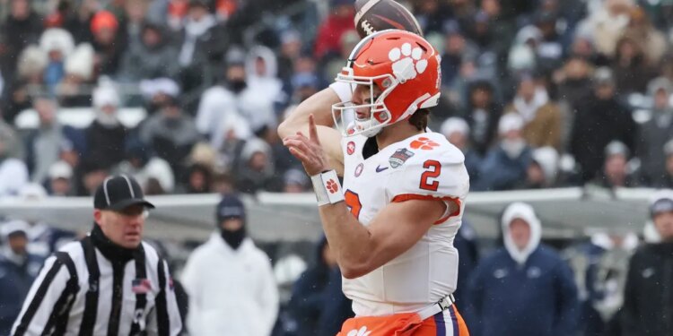 Clemson Tigers quarterback Cade Klubnik #2 throws a pass.