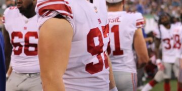 Josh Mauro during preseason game