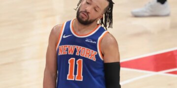 Jalen Brunson gives a frustrated expression during the third quarter of the Knicks' Game 3 loss to the Hawks.