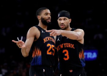 New York Knicks guard Josh Hart speaks with New York Knicks guard Mikal Bridges during game five of a first-round NBA playoffs basketball game in the fourth quarter at Madison Square Garden in New York, New York, USA, Tuesday, March 28, 2026.
