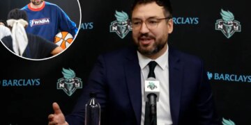 Liberty coach Chris DeMarco not running away from title expectations