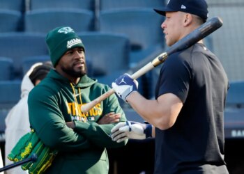 Luis Severino talks with Aaron Judge before the Yankees' 5-3 comeback win over the A's on April 7, 2026 at the Stadium.
