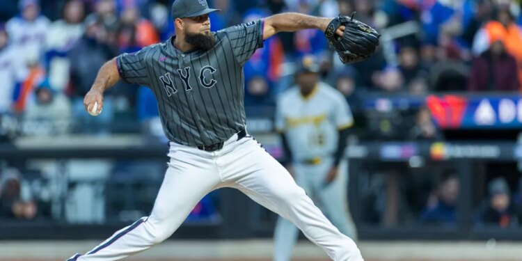 The Mets designated Luis Garcia for assignment on Sunday.