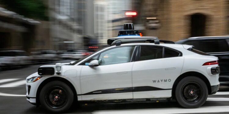 Now California’s cops can give tickets to driverless cars
