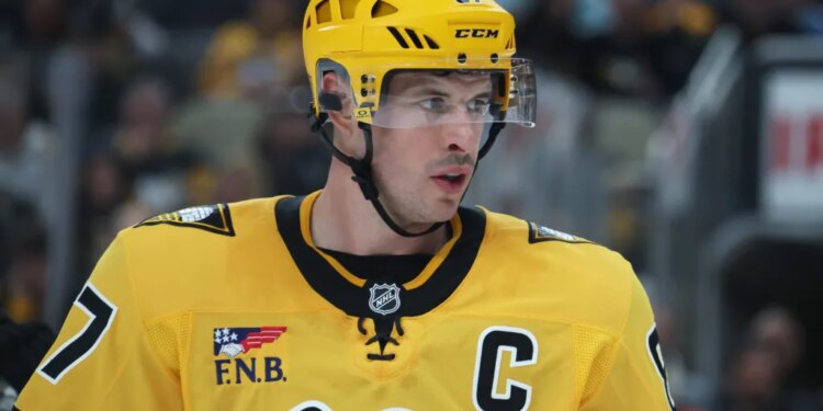 Pittsburgh Penguins center Sidney Crosby (87) looks on against the Philadelphia Flyers.