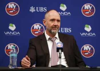 New York Islanders head coach Peter DeBoer speaks to the media at UBS Arena.