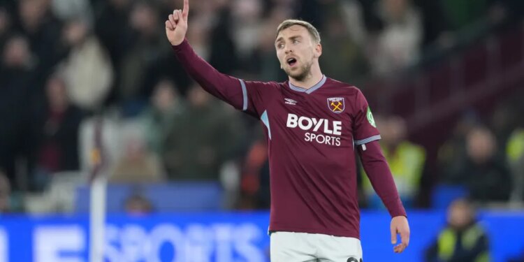 Jarrod Bowen reacts during a soccer match.