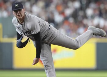 Ryan Weathers delivers a pitch during the Yankees' 8-3 blowout win over Astros on April 25, 2026 in Houston.