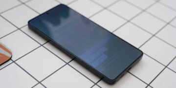 Samsung’s Galaxy S26 Ultra is $200 off for the first time