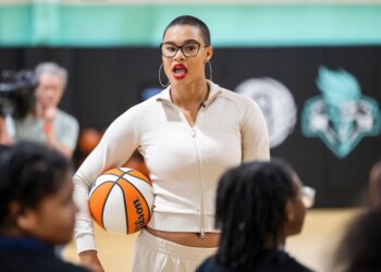 New York Liberty Satou Sabally participates in a clinic with Uncommon Excellence Girls Middle School at a welcome event at the Brooklyn Basketball Training Center, Friday, April 17, 2026, in Brooklyn, NY.