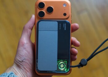 Sharge’s fast Qi2.2 MagSafe battery is down to $70 with a free USB-C cable