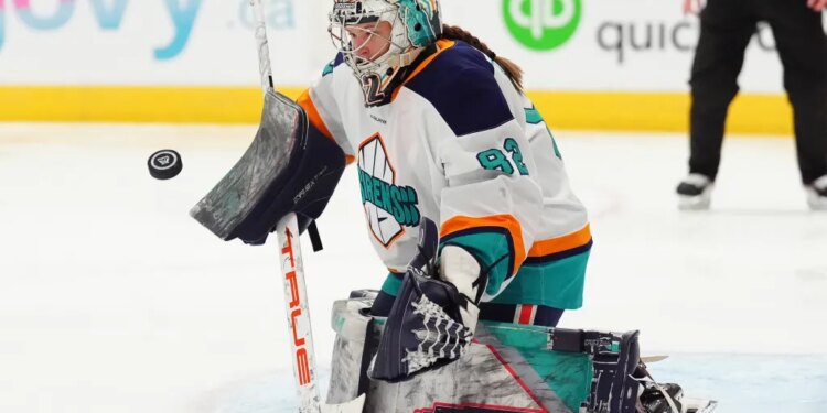 Kayle Osborne makes one of her 21 saves during the Sirens' 1-0 win over the Sceptres on April 21, 2026 in Toronto.