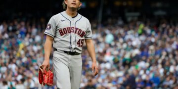 Houston Astros pitcher Tatsuya Imai (45) departs the mound during a pitching change.