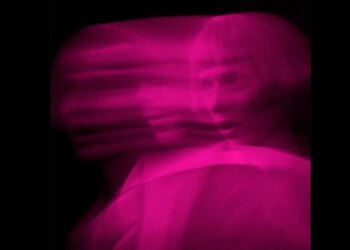Tomora’s Come Closer is an ecstatic love letter to 90s dance music