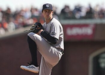 Trade $10, get $10 for Yankees vs. Mariners