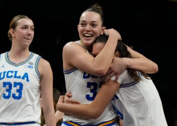 UCLA women edge Texas in Final Four to reach title game