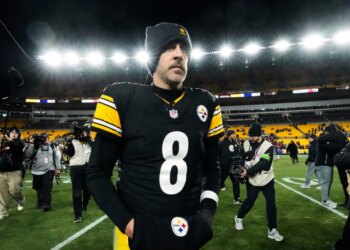 Pittsburgh Steelers quarterback Aaron Rodgers (8) leaves the field after an NFL wild-card playoff football game against the Houston Texans, Monday, Jan. 12, 2026, in Pittsburgh.