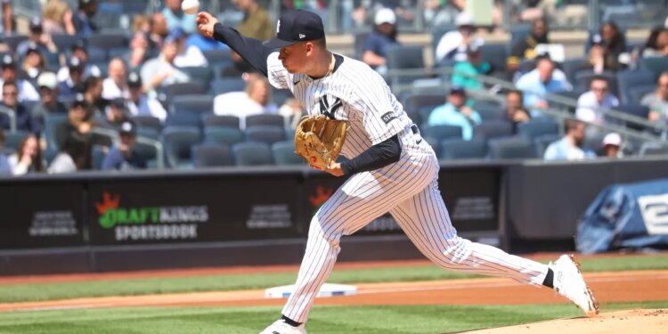 Yankees pitcher Will Warren (29) throws a pitch during the first inning when the New York Yankees played the Kansas City Royals Saturday, April 18, 2026 at Yankee Stadium in the Bronx, NY.