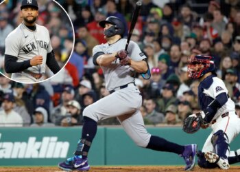 Yankees' Giancarlo Stanton breaks in win over Red Sox