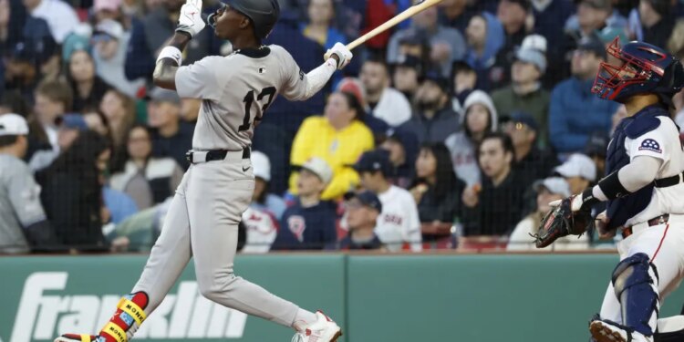 Jazz Chisholm Jr. belts a solo homer during the fifth inning of the Yankees' 4-2 win over the Red Sox on April 23, 2026 at Fenway Park.