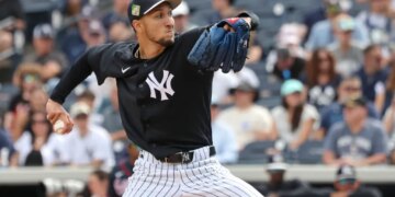 New York Yankees pitcher Elmer Rodríguez #76 pitches in the 2nd inning.