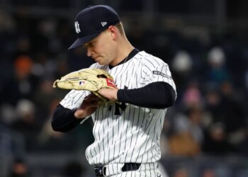New York Yankees pitcher Will Warren reacts on the mound during the 4th inning.