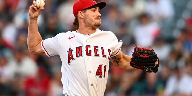 Los Angeles Angels pitcher Jack Kochanowicz (41) throwing a pitch.