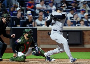 2026 Subway Series: How to watch Yankees vs. Mets Game 2 for free