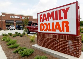 Family Dollar store with its sign in Ridgeland, Mississippi.