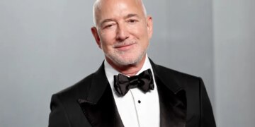 Jeff Bezos attending the 2026 Vanity Fair Oscar Party.