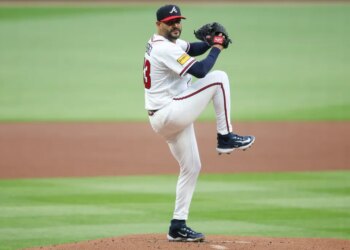Atlanta Braves starting pitcher Martin Perez.