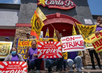 Carl’s Jr. crushed by California’s economic climate, violence-stricken workers