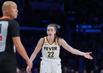 Indiana Fever guard Caitlin Clark (22) reacts to a call during the first half of a WNBA basketball game against the Los Angeles Sparks Wednesday, May 13, 2026, in Los Angeles.
