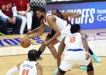 Mikal Bridges steals the ball from James Harden during the Knicks' 121-108 Game 3 win over the Cavaliers on May 23, 2026 in Cleveland.