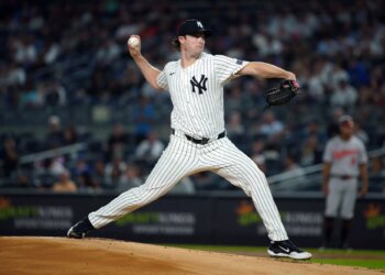 How to watch today's Rays vs. Yankees game live for free