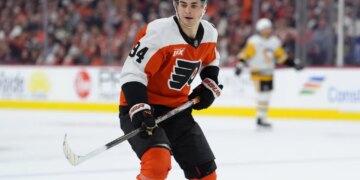 flyers-vs-hurricanes-odds-picks