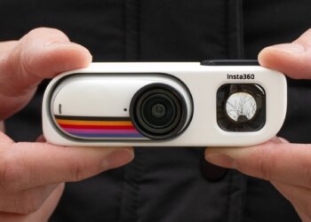 Insta360’s new viewfinder turns its tiny Go 3S into a retro camera.