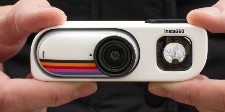 Insta360’s new viewfinder turns its tiny Go 3S into a retro camera.