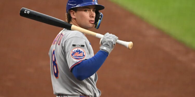 New York Mets left fielder Nick Morabito (8) stands on the on deck circle before his first MLB at bat against the Washington Nationals during the first inning at Nationals Park.