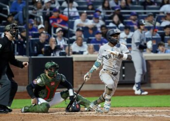 New York Yankees second baseman Jazz Chisholm Jr. (13) hits a two-run RBI double during the third inning during the Subway Series at Citi field in the Queens, New York, USA, Friday, May 15, 2026.