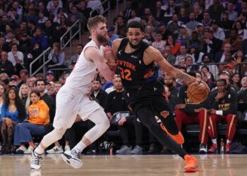 Karl-Anthony Towns had an impressive Game 2 in the Knicks' win over the Cavaliers in the Eastern Conference finals at MSG.
