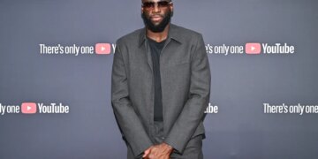 Draymond Green, Karl-Anthony Towns' longtime nemesis, credited the Knicks' big man for now being "engaged" on defense.
