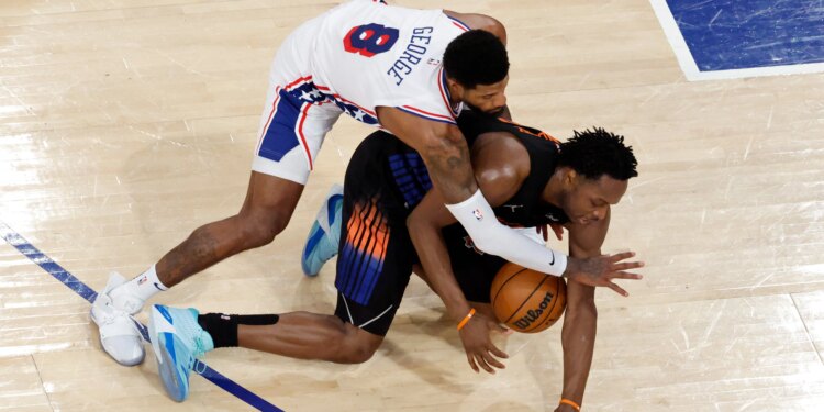 Knicks’ playoff joyride is suddenly on hold with OG Anunoby injury scare