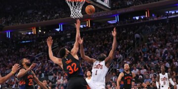 Karl-Anthony Towns forces James Harden into an off-balanced shot during the Knicks' 109-93 Game 2 win over the Cavaliers on May 21, 2026 at the Garden.